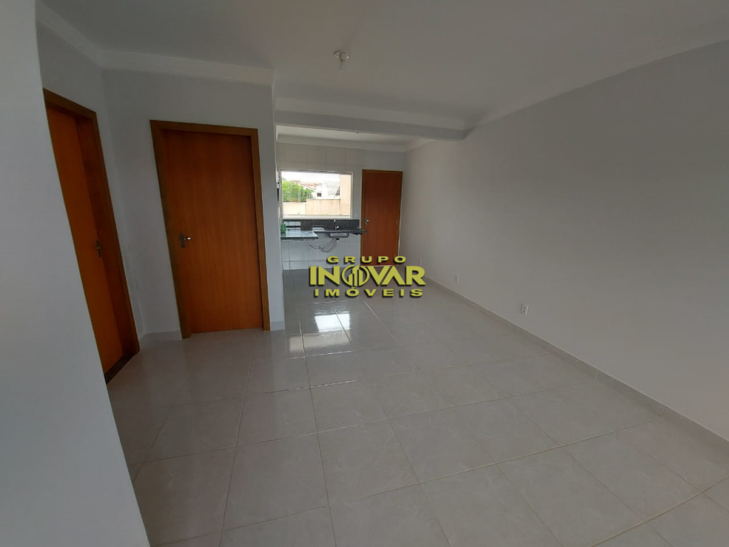 Vende-se ótima casa, Excelente oportunidade!!165Mil