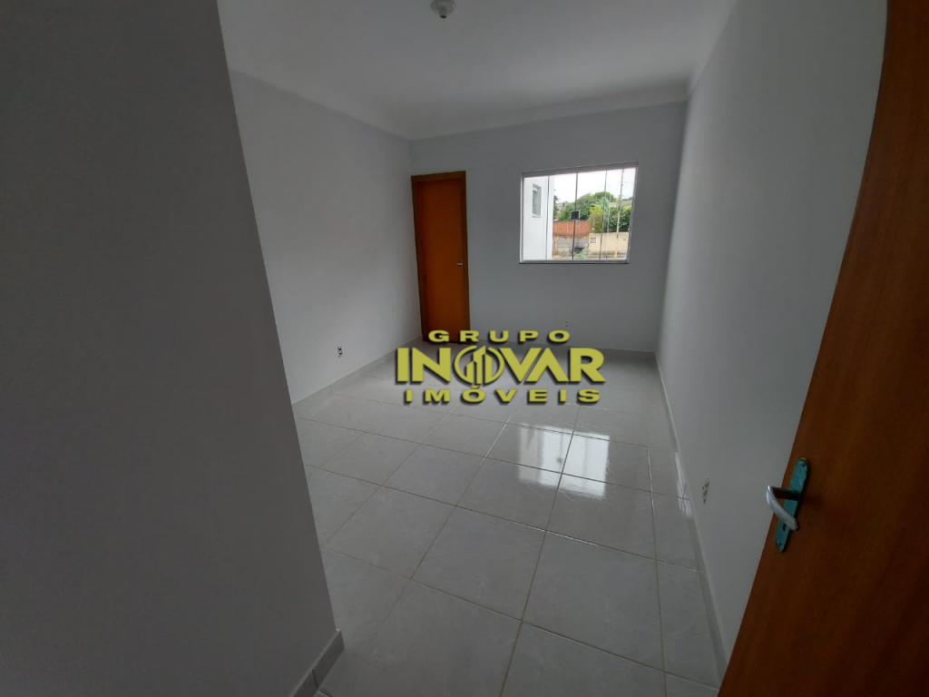 Vende-se ótima casa, Excelente oportunidade!!165Mil