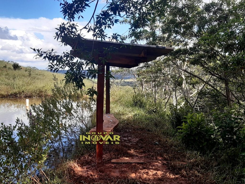 Vende-se fazenda em Luziânia 11Alqueires