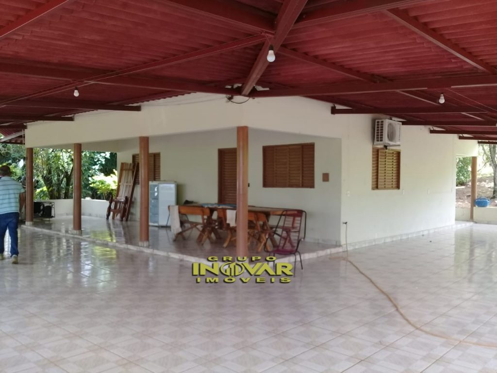 Vende-se fazenda em Luziânia 11Alqueires